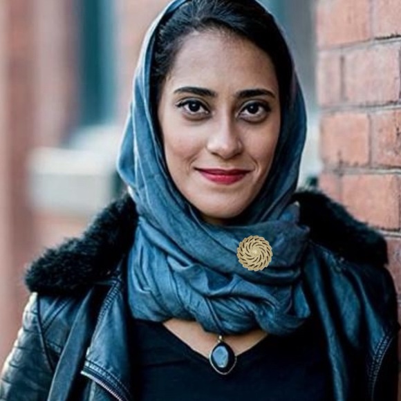 SARAH COVENTRY • Gold Vintage Flower Scarf Pin Blazer Brooch Ornament Accessory - Picture 6 of 8